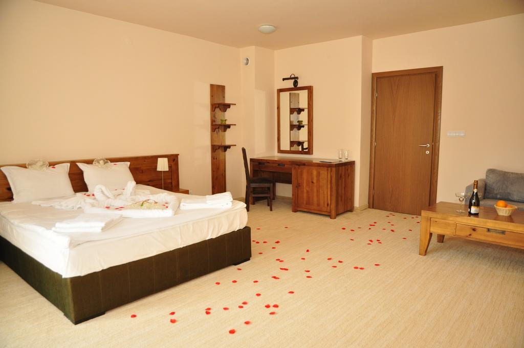 3 Mountains Hotel Bansko Buitenkant foto